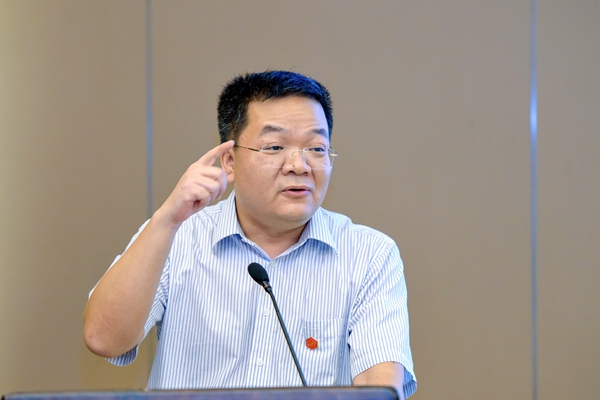 陈旺辉副总经理.jpg